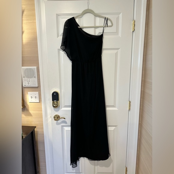 Black One Shoulder Gown - Picture 1 of 5
